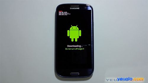 Cách khắc phục lỗi điện thoại Samsung Galaxy bị treo logo, lạng lác, không lên nguồn 3